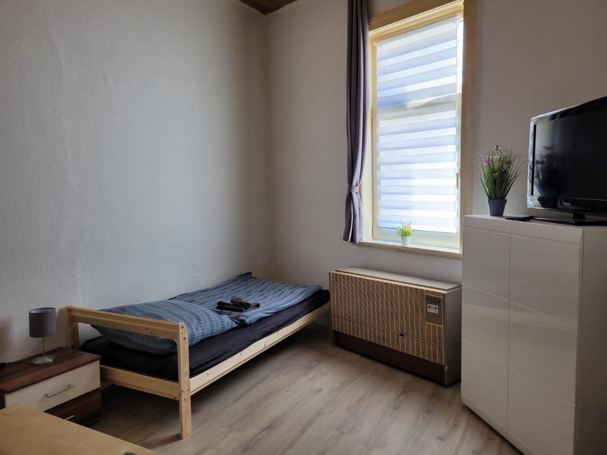 Guenstige Monteurwohnung In 바트그룬드 외부 사진